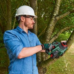 Bosch Universal 18 Sladdlös Kedjesåg