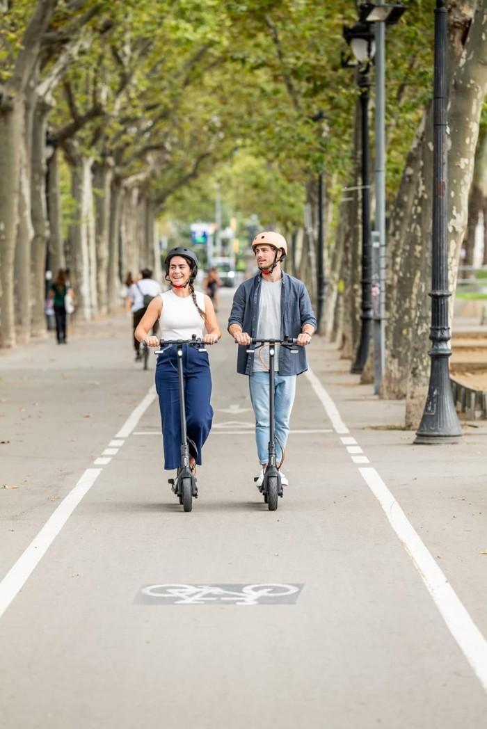 Segway-Ninebot F25I: Vuxen E-Skoter 25km/h