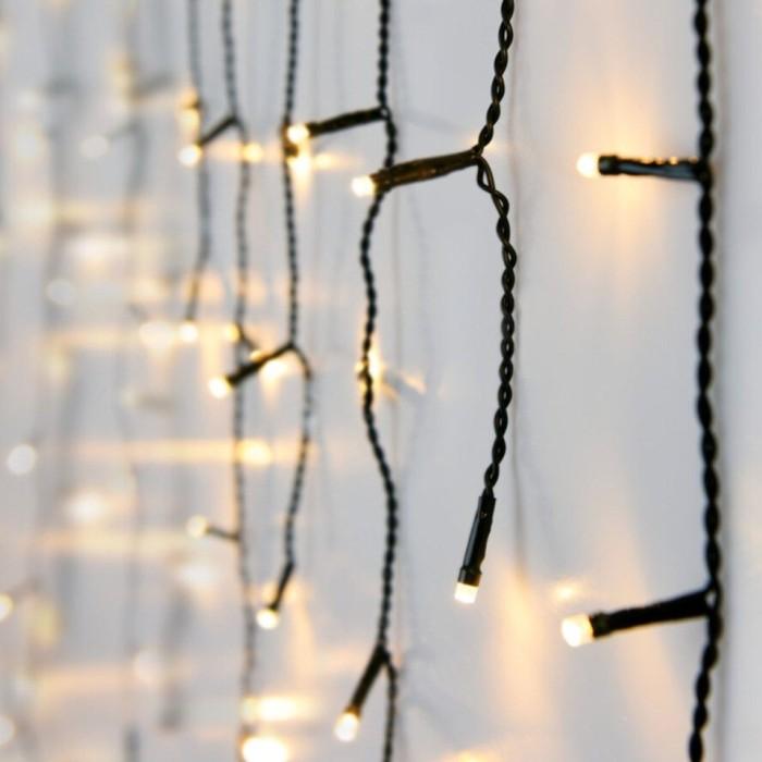 Ljusslinga Istappar 180 LED Julbelysning