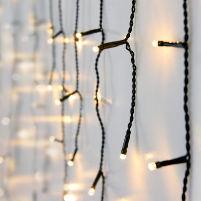 Ljusslinga Istappar 180 LED Julbelysning