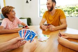 UNO Kortspel för 2-10 Spelare, 7+
