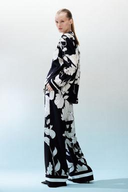 H&M - Mode, barnkläder & inredning online | H&M SE