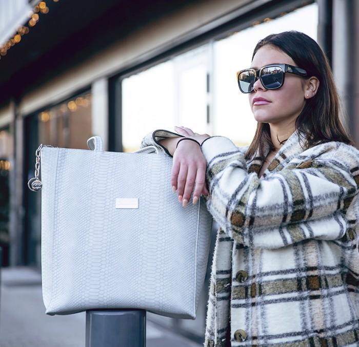 Spara 30 % på ett köp hos CharlottLinnéa