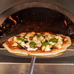 Vad behöver man till en pizzaugn?